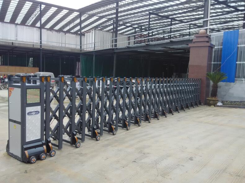 南康文建永德利建材有限公司伸縮門案例 - 中出網(wǎng)-智能出入口與停車充電門戶