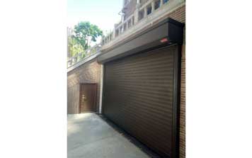 車庫(kù)門(mén) - 別墅鋁合金車庫(kù)門(mén)