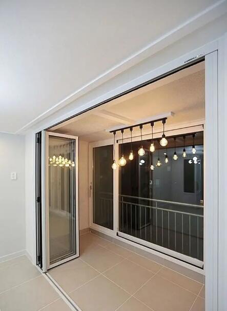 看，廣州陽(yáng)臺(tái)護(hù)欄的另類裝修風(fēng)格