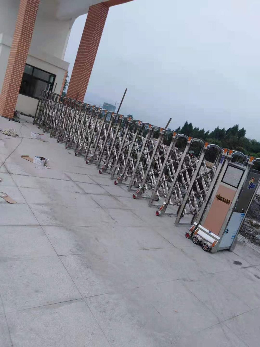 步步高系列案例 - 中出網(wǎng)-智能出入口與停車(chē)充電門(mén)戶