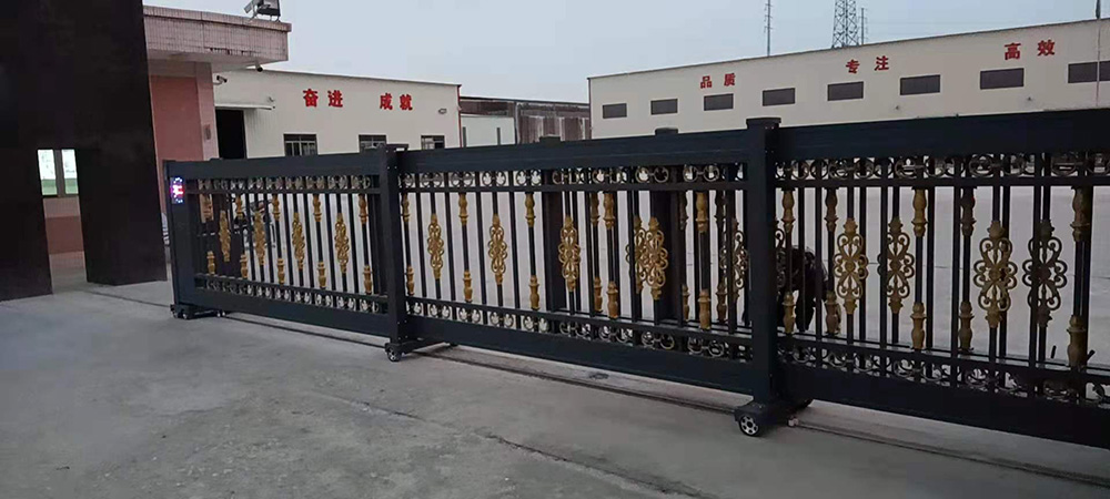 段滑門系列工程案例 - 中出網-智能出入口與停車充電門戶