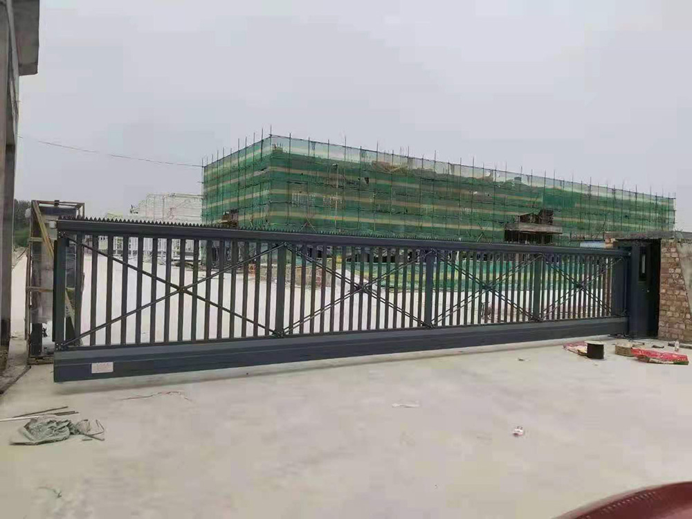 懸浮門(mén)系列工程案例 - 中出網(wǎng)-智能出入口與停車(chē)充電門(mén)戶