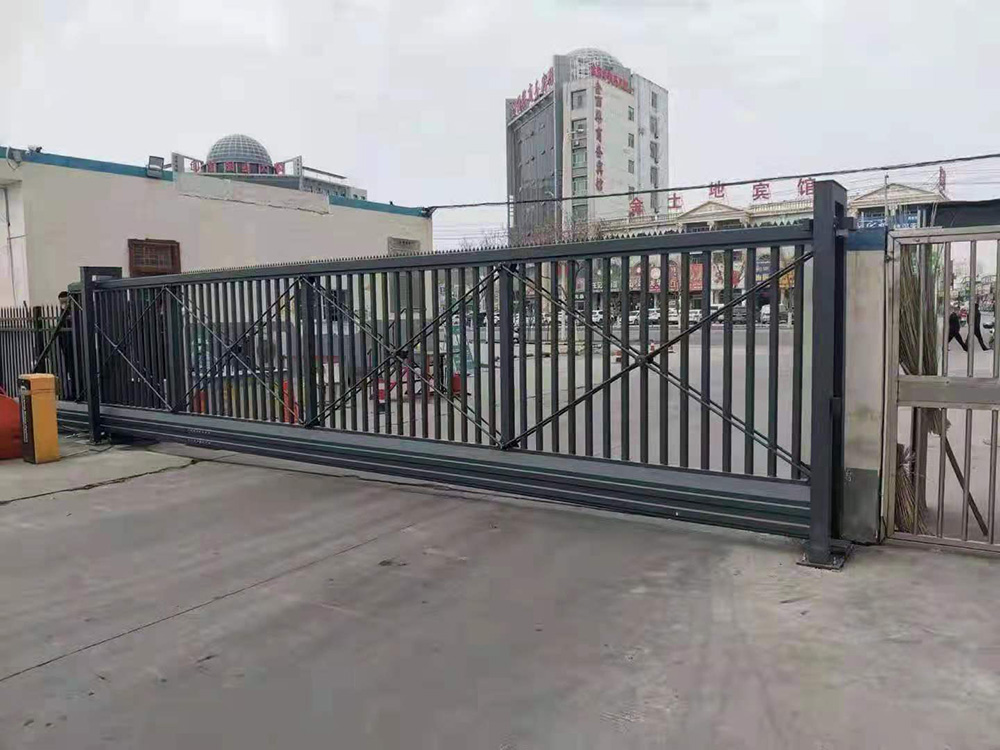 懸浮門系列工程案例 - 中出網(wǎng)-智能出入口與停車充電門戶