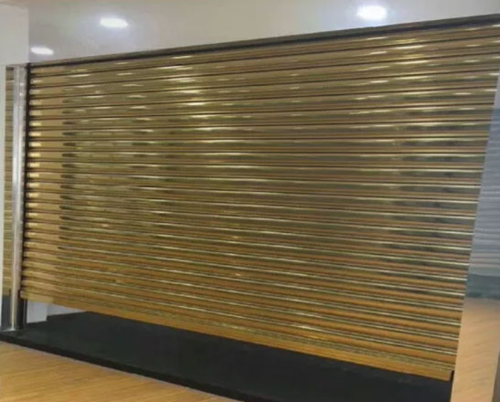 卷閘門系列案例 - 中出網(wǎng)-智能出入口與停車充電門戶