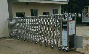 宿州市龍華機(jī)械制造有限公司電動(dòng)伸縮門案例