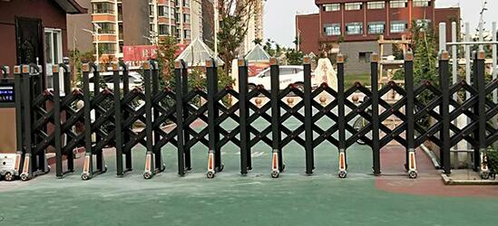 寧波出安智能伸縮門順利進駐寧波市鎮(zhèn)海蛟川雙語小學(xué)