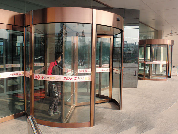 三翼旋轉(zhuǎn)門(mén)