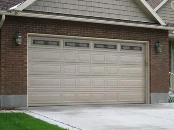 出于安全著想 由表及里介紹煙臺車庫門