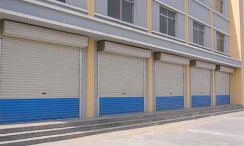 彩鋼板電動卷簾門