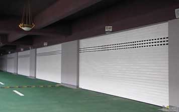 采光鋁合金電動(dòng)車庫(kù)門