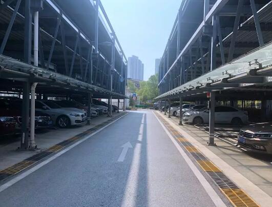 為緩解城區(qū)停車難，南昌立體車庫應(yīng)運而生