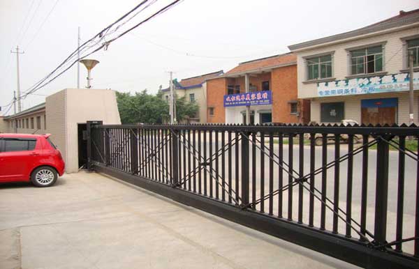 熱烈祝賀鎮(zhèn)江出安智能懸浮門進(jìn)駐江蘇丹陽(yáng)姚氏燈具有限公司