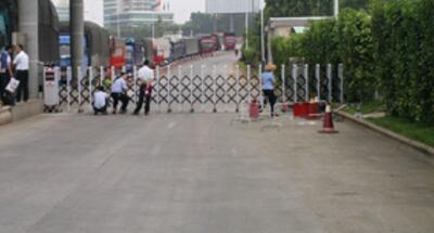 滄州伸縮門(mén)