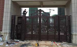 撫州濱江1號(hào)鋁藝大門案例