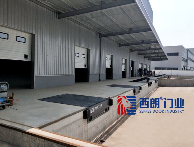 昆山倉庫碼頭叉車裝卸貨平臺