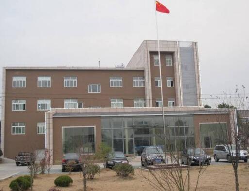 焦作華飛電子電器股份有限公司旗桿案例 - 中出網(wǎng)-智能出入口與停車充電門戶