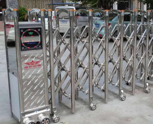 邢臺(tái)出安智能伸縮門(mén)點(diǎn)綴康諾食品有限公司