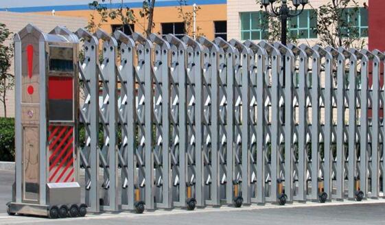 瀘州出安智能伸縮門與四川省瀘州市梓橦路小學(xué)達成合作協(xié)議