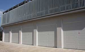 玉溪中梁壹號院車庫門案例