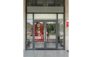 齊魯證券肯德基門工程案例