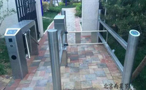 北京萬科青島小鎮(zhèn)上新智能三輥閘機(jī)案例