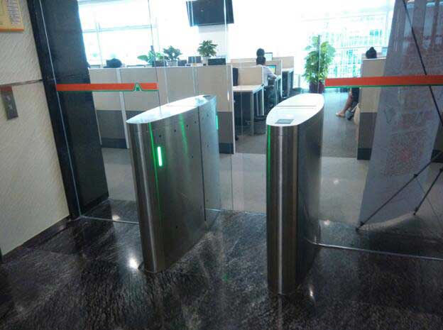 深圳平安證券總部-平移閘機(jī)案例 - 中出網(wǎng)-智能出入口與停車(chē)充電門(mén)戶