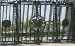 上海綠洲千島別墅開門機(jī)案例