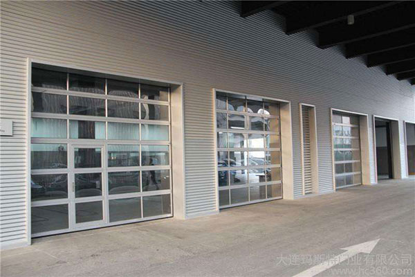 感恩騰沖世紀(jì)城選擇了保山出安智能車(chē)庫(kù)門(mén)