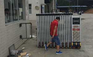 賀州昭平速豐木業(yè)伸縮門案例