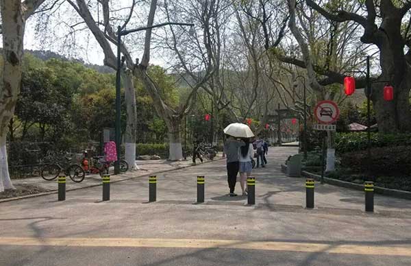 慶賀張家界出安智能升降柱進(jìn)駐張家界黃龍洞