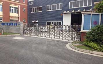 四川恒大塑業(yè)有限公司（浦江）伸縮門案例