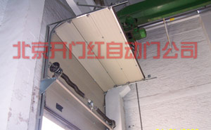 工業(yè)提升門 - 半垂直提升門