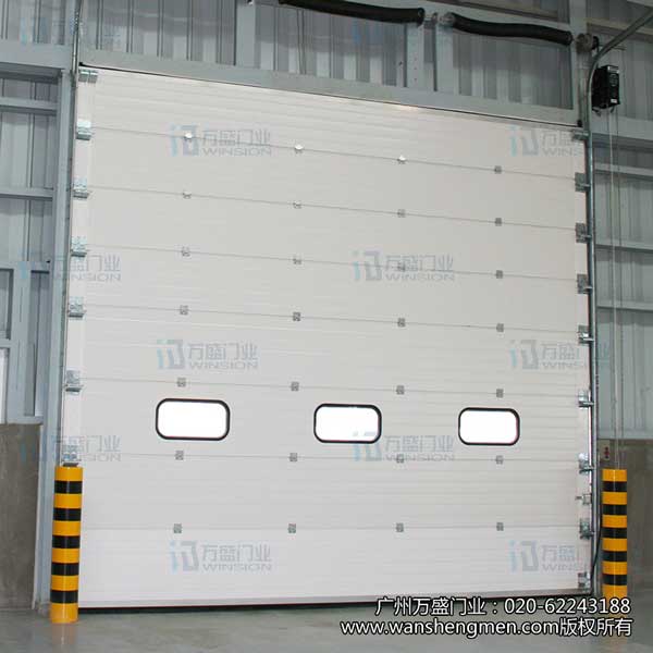 工業(yè)滑升門