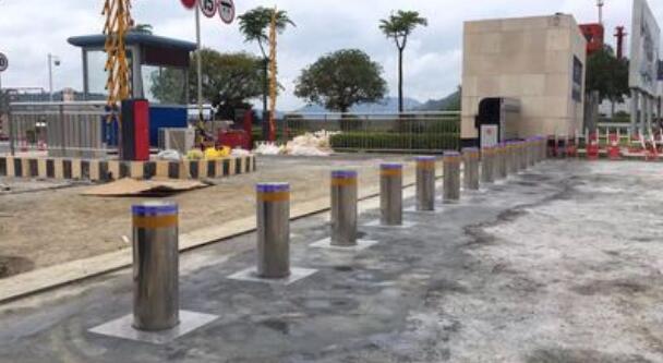 貴州某電站反恐升降柱案例 - 中出網(wǎng)-智能出入口與停車充電門戶