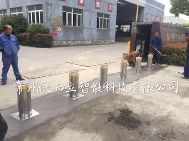 嘉興化工廠升降柱案例 - 中出網(wǎng)-智能出入口與停車充電門戶