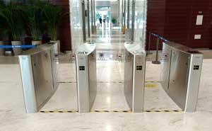 深圳中海油大廈通道閘案例