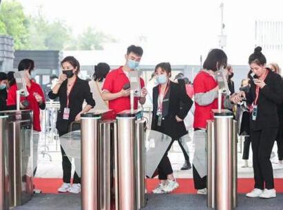 熵基科技“雙子星”閃耀美博會，不止出色