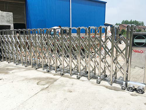 沅江華田村華石三賓館電動(dòng)門案例 - 中出網(wǎng)-智能出入口與停車充電門戶