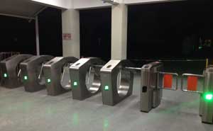 無錫普利司通輪胎廠三輥閘案例