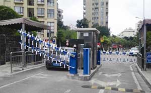 昆明盛高大城道閘案例 - 中出網(wǎng)-智能出入口與停車充電門戶