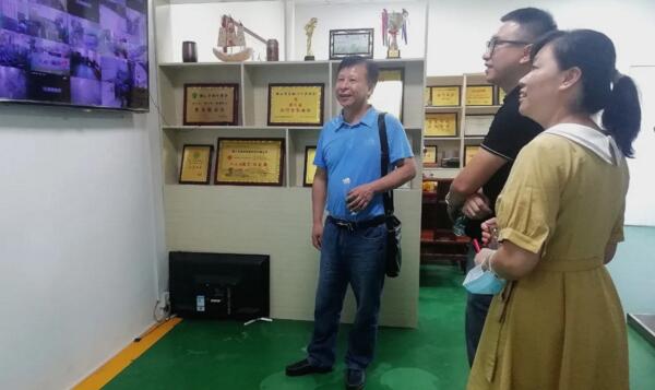 高壘發(fā)展高新企業(yè)引入科技人才與廣東職業(yè)技術(shù)學(xué)院輕工與材料學(xué)院馮書記一行來(lái)公司指導(dǎo)調(diào)研