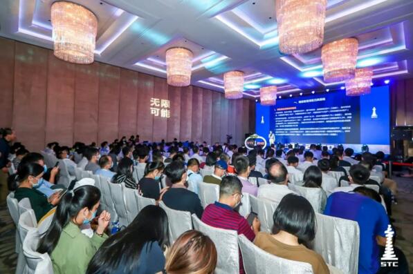 大咖云集，與佳都科技共話“智慧灣區(qū)軌道交通的發(fā)展與思考”平行論壇
