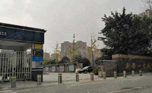 成都新都一中城北校區(qū)升降柱案例 - 中出網(wǎng)-智能出入口與停車充電門戶