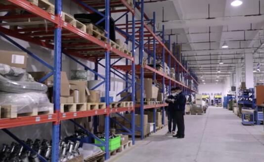 亞薩合萊自動門系統(tǒng)蘇州工廠復(fù)工復(fù)產(chǎn)穩(wěn)步供應(yīng)，榮登《人民日報海外版》