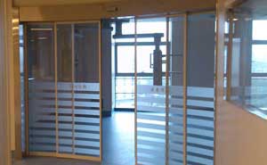 浙江臺州恩澤醫(yī)院自動門案例 - 中出網(wǎng)-智能出入口與停車充電門戶