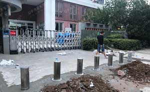 百家湖中學(xué)全自動(dòng)升降路樁項(xiàng)目