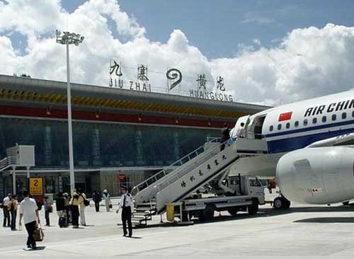 成都九寨黃龍機場門禁系統(tǒng)案例 - 中出網-智能出入口與停車充電門戶