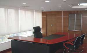 廣州農(nóng)業(yè)發(fā)展銀行電動(dòng)開合簾案例