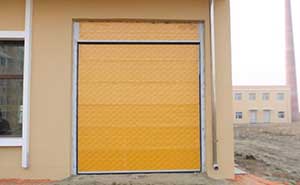 益農(nóng)集團鋁合金車庫門案例 - 中出網(wǎng)-智能出入口與停車充電門戶