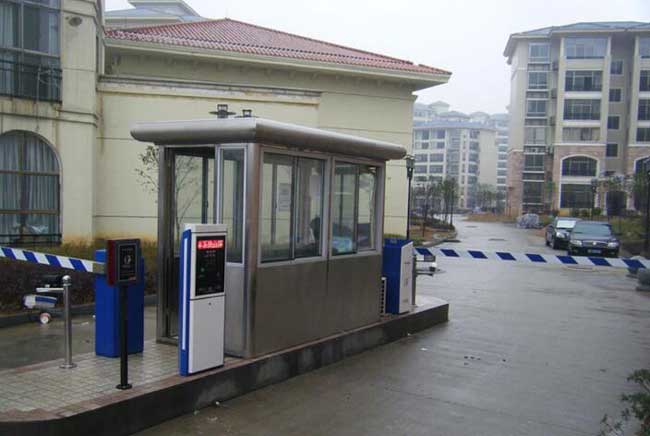 湖南岳陽電業(yè)局停車場系統(tǒng)案例 - 中出網-智能出入口與停車充電門戶